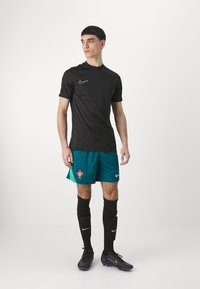 Nike Performance TOP  - Spordi T-särk - black