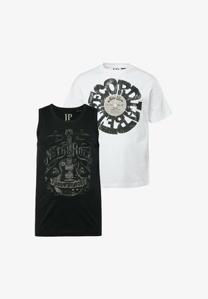 Sort tanktop med et guitarsymbol og teksten "Metal Rock". Hvid t-shirt viser et design af en vinylplade med cirkulær tekst i sort.