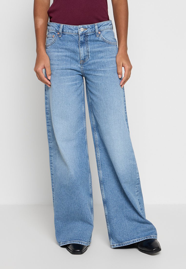 Wide Leg