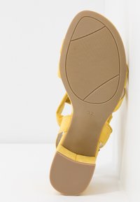 Marco Tozzi Riemensandalette - yellow