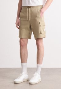 Calvin Klein Jeans - LABEL - Tracksuit bottoms - tree house Thumbnail Image 1