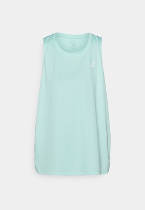 Top deportivo sin mangas de color azul claro con un escote redondo y un pequeño logo blanco en la parte frontal. Está elaborado con una tela suave que absorbe la humedad.