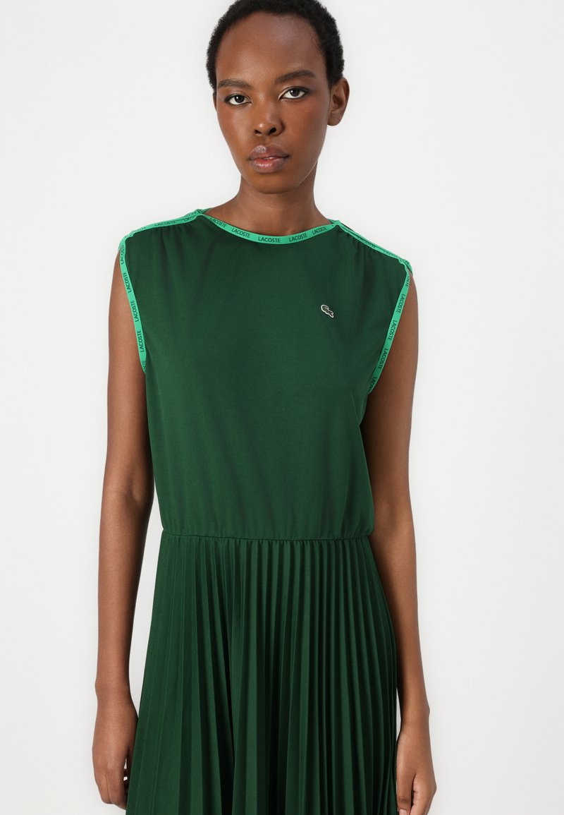 Lacoste Jersey dress - green - Zalando