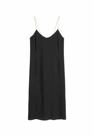 Zwarte slipdress van gladde stof, met dunne bandjes, een V-hals en een rechte silhoeet. Minimalistisch ontwerp zonder patronen.