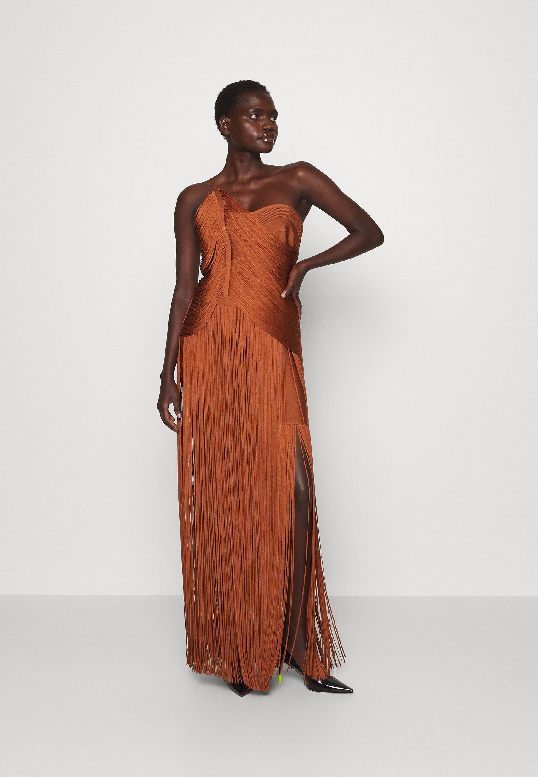 one shoulder long sleeve dress Lou | White One-Shoulder Asymmetric Maxi Size:8-12 Style:SR1254J03 single long sleeve Best Black-Tie Wedding Guest