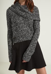 Vero Moda Strickpullover - black