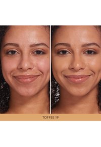 bareMinerals BAREPRO LIQUID FOUNDATION SPF 20 - Base de maquillaje - 19 toffee