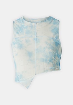 Bustier din țesătură moale cu un model tie-dye bleu deschis. Prezintă un guler rotund și o fustă asimetrică cu accente de cusătură vizibile.