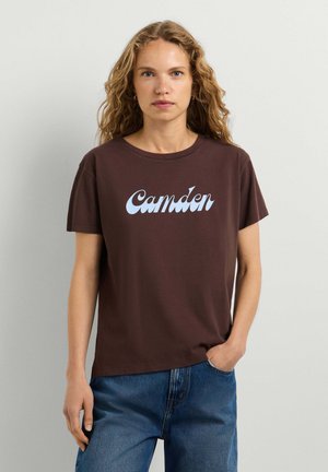 Pepe Jeans, PEPE JEANS PRINT T-SHIRT BARRY - T-shirt con stampa - trail brown