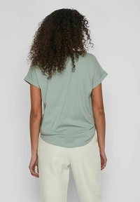 VILA DREAMERS NEW PURE -NOOS - T-shirts basic - green milieu