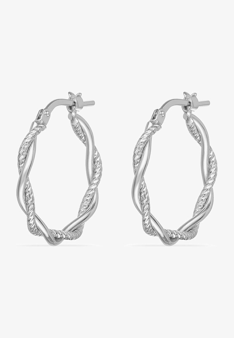 Orecchini a cerchio in argento con una trama intrecciata, finitura lucida e chiusura a perno sicura.