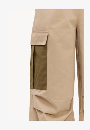 LOAVIES, CAPTURED IN TIME - Pantalon cargo - sand
