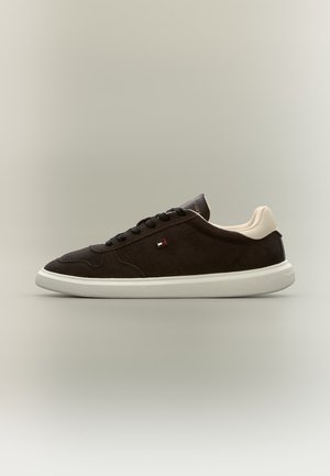 Tommy Hilfiger, ICON COURT - Zapatillas - fondant brown/soft cream