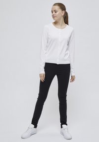 Minus MINEW LAURA CARDIGAN - Kofta - white