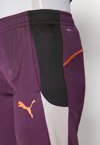 Puma INDIVIDUALBLAZE TRACKSUIT SET - Gornji dio trenirke - midnight plum/glowing red