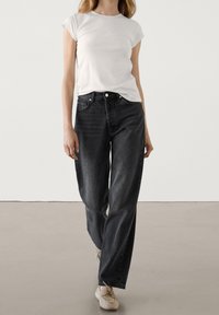 Massimo Dutti Jeans a sigaretta - black