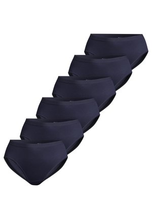 Seks par enkle mørkeblå dameunderbukser i brief-stil, arrangeret diagonalt på en hvid baggrund.