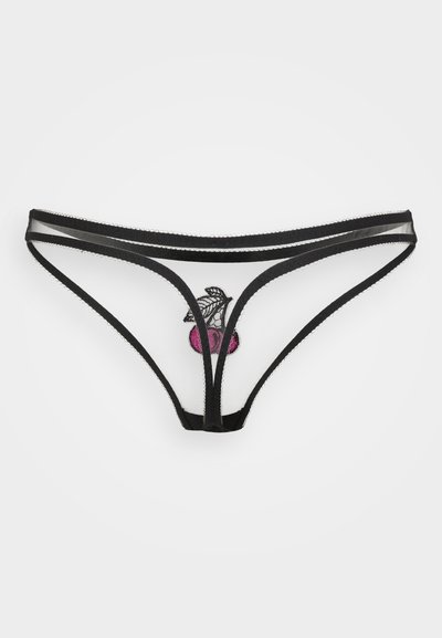 Černé tanga z průsvitné síťoviny s elastickým lemem, zdobená růžovými vyšívanými třešněmi na přední straně a minimalistickým designem. Průhledná zadní část.