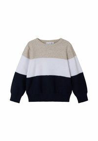 Crème, wit en marineblauwe gestreepte gebreide trui met een ronde hals en geribbelde manchetten. Zachte textuur, ontspannen pasvorm en verticale kleurblokken.