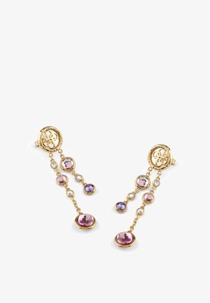Orecchini pendenti in tono dorato con pietre multi-colorate sfaccettate in rosa e viola, collegate da delicate catene, con dettagli floreali sul bottone.