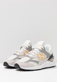 New Balance Trainers Light Grey Pre owned Zalando new-balance-trainers-light-grey-pre-owned-zalando