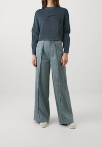 Karl Lagerfeld Jeans Neule - blue