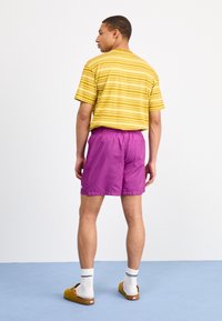 Thumbnail Image 4
