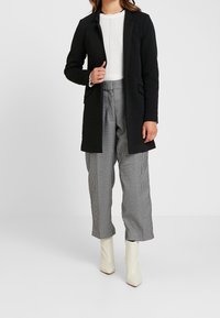 ONLY Petite Kofta - black