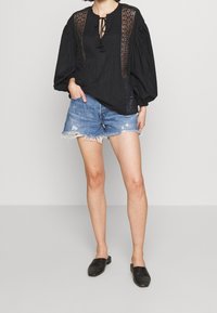 Levi's® Shorts di jeans - blue denim