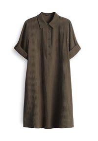 Robe texturée vert olive à manches courtes avec col, patte de boutonnage et manches retroussées avec pattes à boutons.
