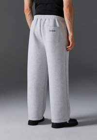 Zign Studio UNISEX - Jogginghose - grey