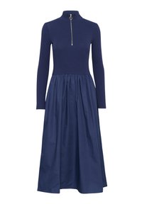Rochie bleumarin cu guler ribtat și detalii cu fermoar. Mâneci lungi, corset ajustat și fustă fluidă, plisată. Textură simplă.