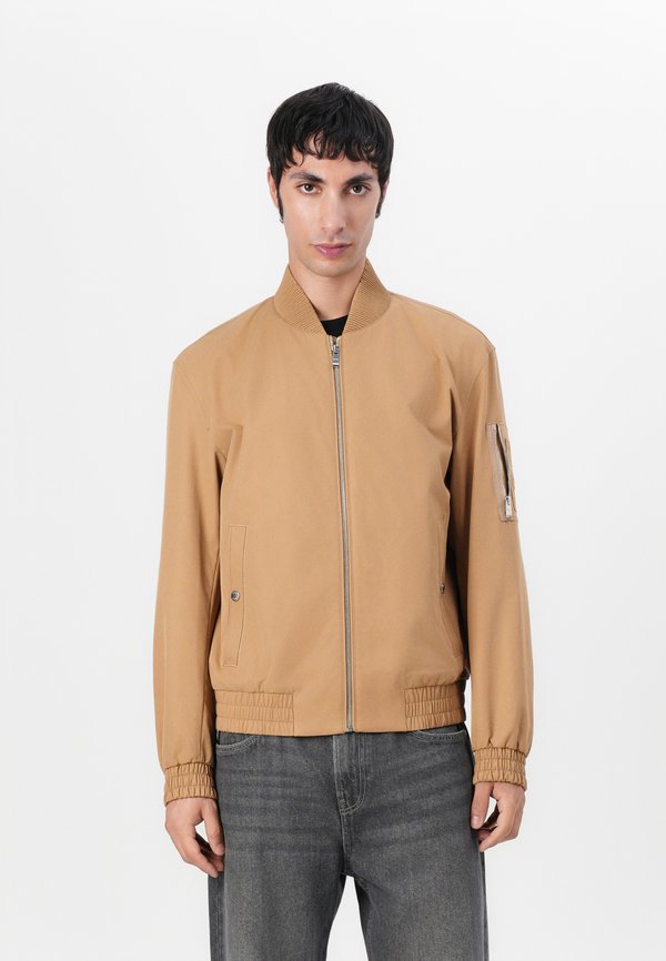 COMBER - Bomber Jacket - medium beige