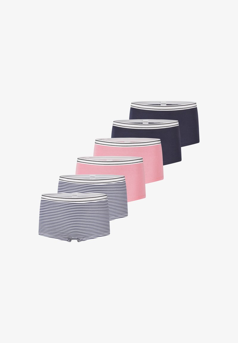 Sei paia di boxer in vari colori: blu navy, rosa e blu navy con strisce bianche. Ognuno presenta una cintura elastica bianca.