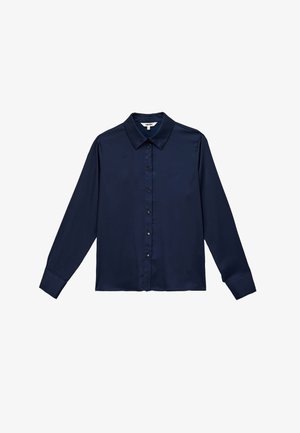 Camisa de manga larga azul marino, hecha de una suave tela de satén; presenta un cuello clásico y un cierre frontal con botones a juego.