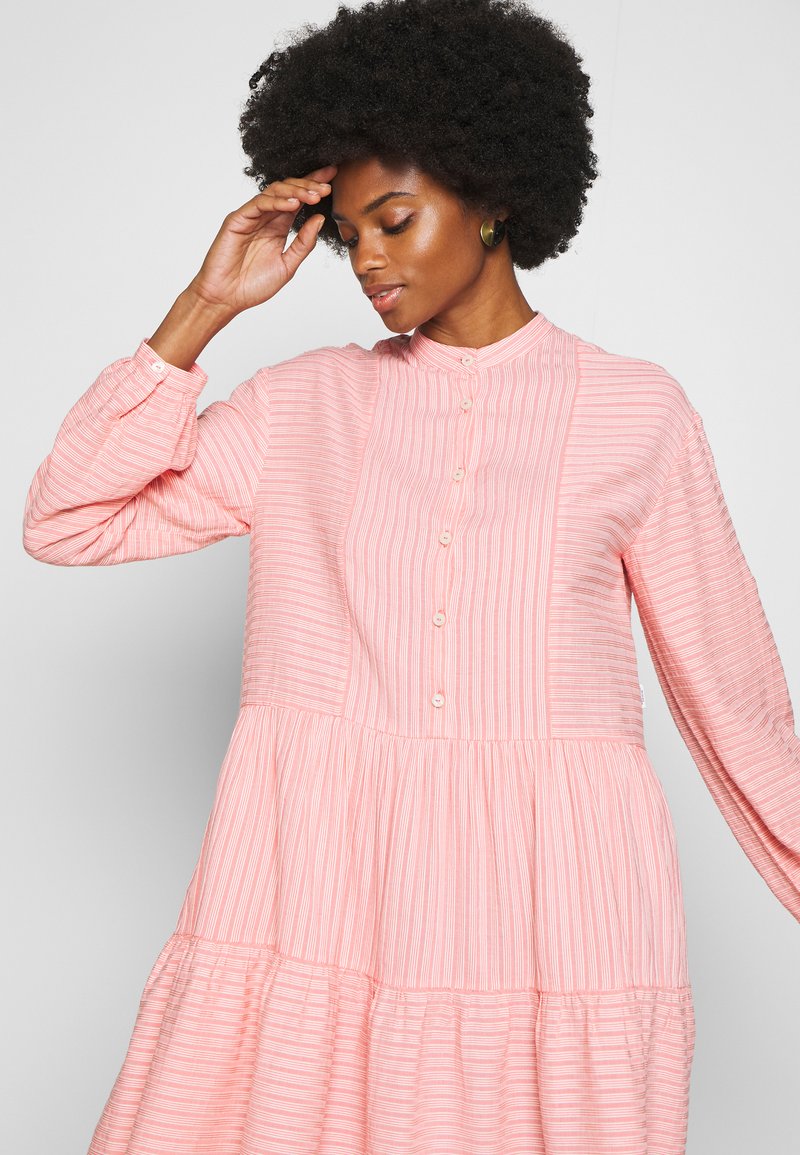 Marc O Polo Denim Shirt Dress Soft Coral Coral Zalando Co Uk