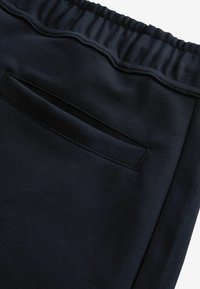 Next REGULAR FIT - Dresside alumine osa - navy
