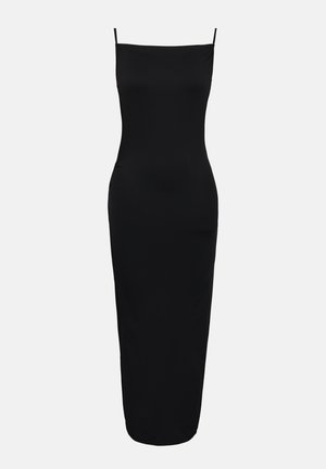 Robe midi noire moulante avec fines bretelles spaghetti et décolleté droit sur fond blanc uni.