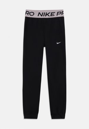 Czarne dresowe spodnie z szarym elastycznym pasem, na którym widnieje napis "NIKE PRO". Posiada boczne kieszenie oraz małe białe logo Nike. Elastyczne mankiety przy kostkach.