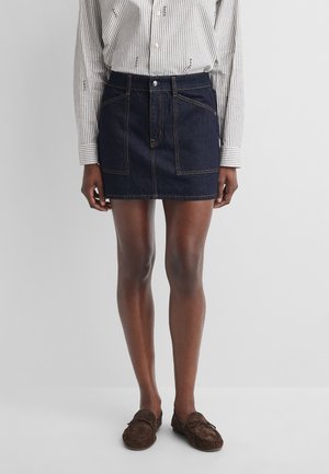 GAP, GAP X A.P.C. DENIM MINI SKIRT - Minifalda - rinse siene