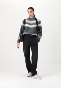 ONLY ONLGIA LOOSE BAGGY - Laisvo kirpimo džinsai - washed black