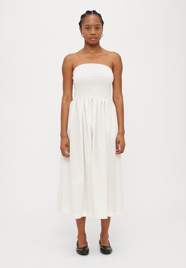 VMANE BANDEAU DRESS - Jersey dress - cloud dancer