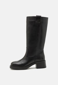 Pavement ANNELI - Platform boots - black
