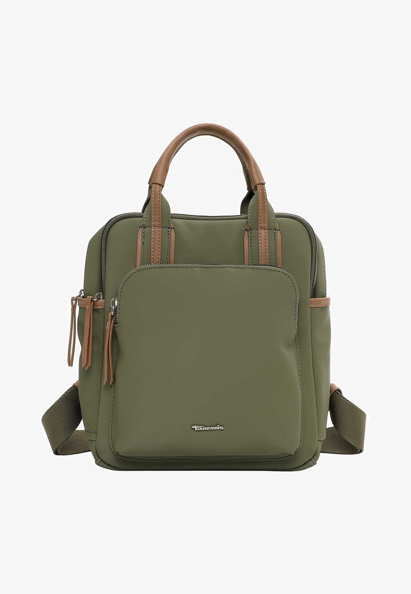 Sac à dos rectangulaire vert olive avec poignées beige, poche avant zippée, poches latérales et bretelles ajustables.