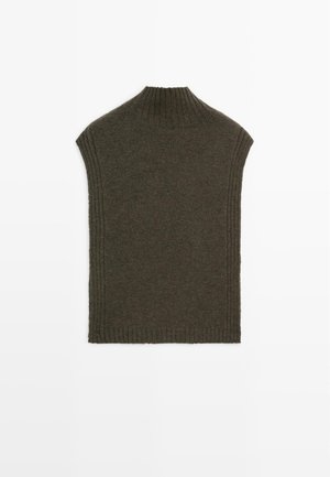 Maglione senza maniche color verde scuro, con collo a imbuto e dettagli laterali a coste, realizzato in morbido tessuto texturizzato.