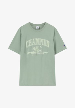 Camiseta de la marca Champion de color verde claro con mangas cortas y texto "CHAMPION 1ST SPRINT COMPETITION" en blanco en el frente.