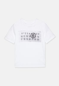 Unausgewählt, white