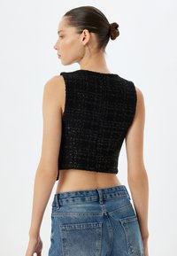 Koton CROP - Chaleco - black