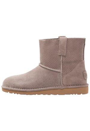 UGG Stiefelette - grey