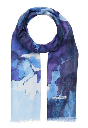 Écharpe avec motif aquarelle bleu et violet et bords frangés, avec l’étiquette de la marque Marc O’Polo à une extrémité.
